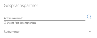Der Screenshot zeigt das Eingabefeld Adresskurzinfo im Block Gesprächspartner. Am rechten Rand wird die Schaltfläche zum Suchen des zu verknüpfenden Kontakt-Datensatzes angezeigt.