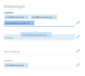 Der Screenshot zeigt den Block Einladungen, in dem eine E-Mail-Adresse per Drag & Drop vom Feld Eingeladen in das Feld Zusagen gezogen wird.