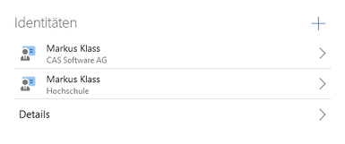 Der Screenshot zeigt den Block Identitäten mit bereits verknüpften Kontakten. Oben rechts befindet sich die Schaltfläche zum Hinzufügen weiterer Identitäten.