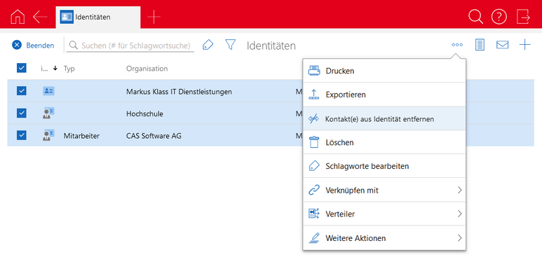 Der Screenshot zeigt die erweiterte Liste der Identitäten, dabei sind mehrere Kontakte markiert. Das Aktionsmenü ist zusätzlich geöffnet, und die Funktion Kontakt aus Identität entfernen ist hervorgehoben dargestellt.