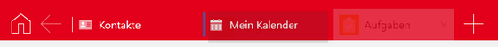 Der Screenshot zeigt das Verschieben eines Registers im Kopfbereich per Drag & Drop. Das Register Mein Kalender wird mit der Maus zwischen die Register Kontakte und Aufgaben gezogen, wobei die neue Position durch einen vertikalen blauen Strich markiert wird.